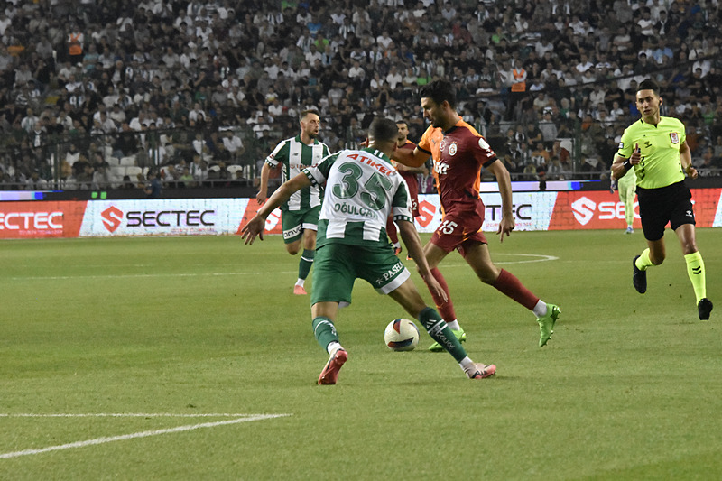 Galatasaray'ın Konyaspor Karşısındaki Performansı ve Oyun Analizi