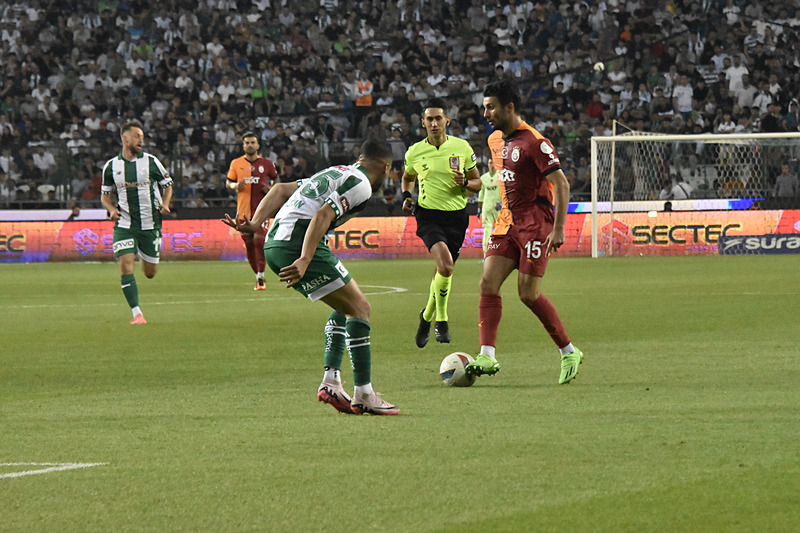 Galatasaray'ın Konyaspor Karşısındaki Performansı ve Oyun Analizi