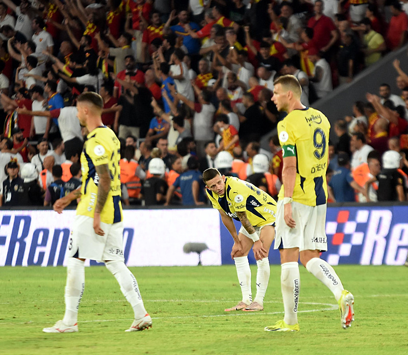 Göztepe ve Fenerbahçe Arasında Dram Dolu Bir Mücadele: 2-2 Beraberlik