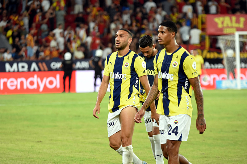 Göztepe ve Fenerbahçe Arasında Dram Dolu Bir Mücadele: 2-2 Beraberlik