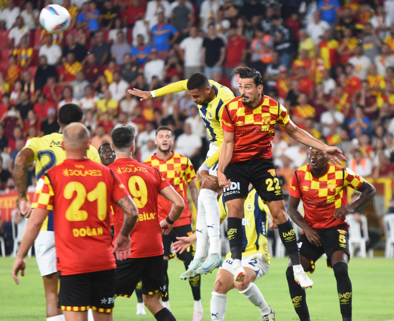 Göztepe ve Fenerbahçe'nin Dramatiik Maçı: 2-2 Beraberlik