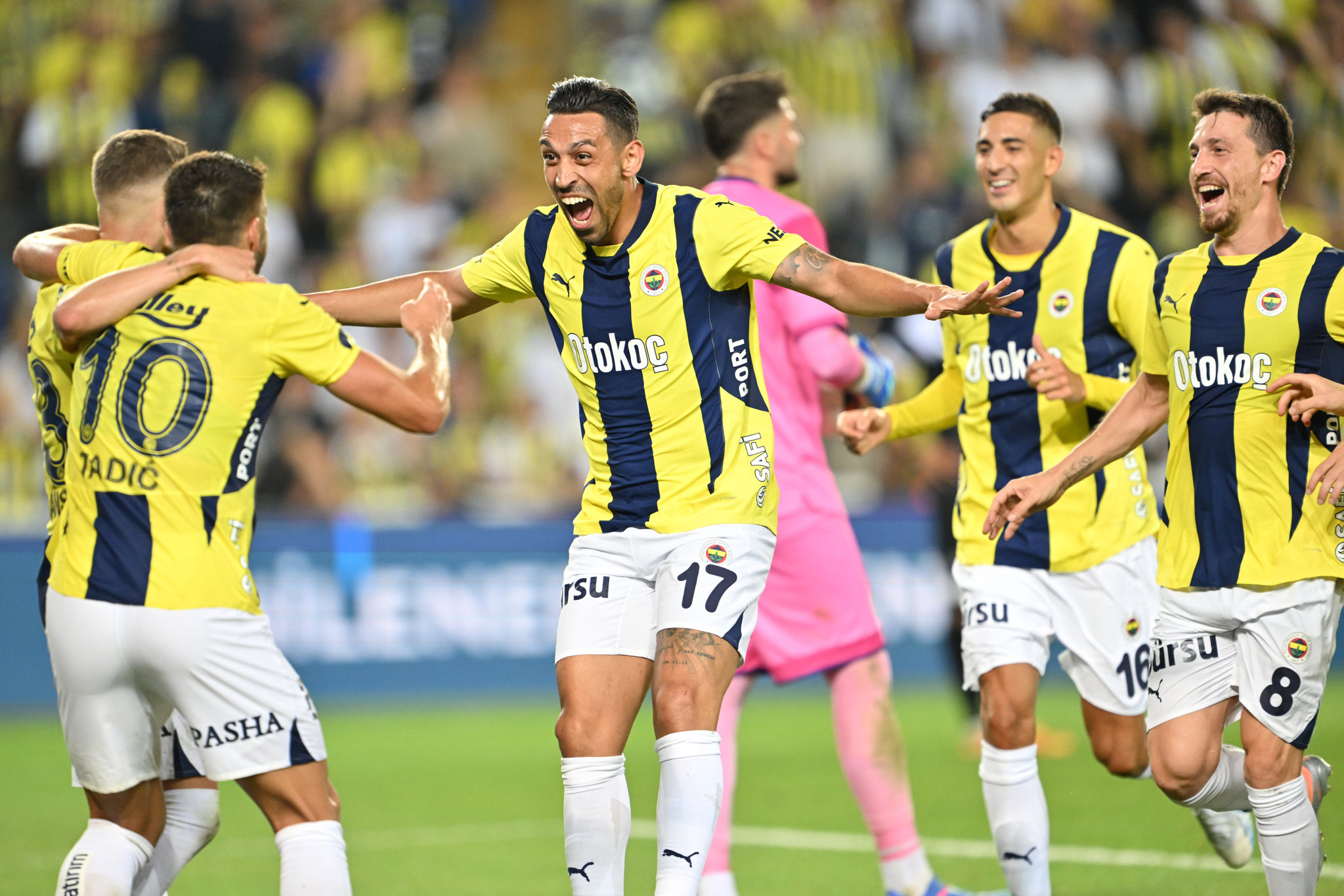 İrfan Can Kahveci'nin Fenerbahçe ile Sözleşme Süreci