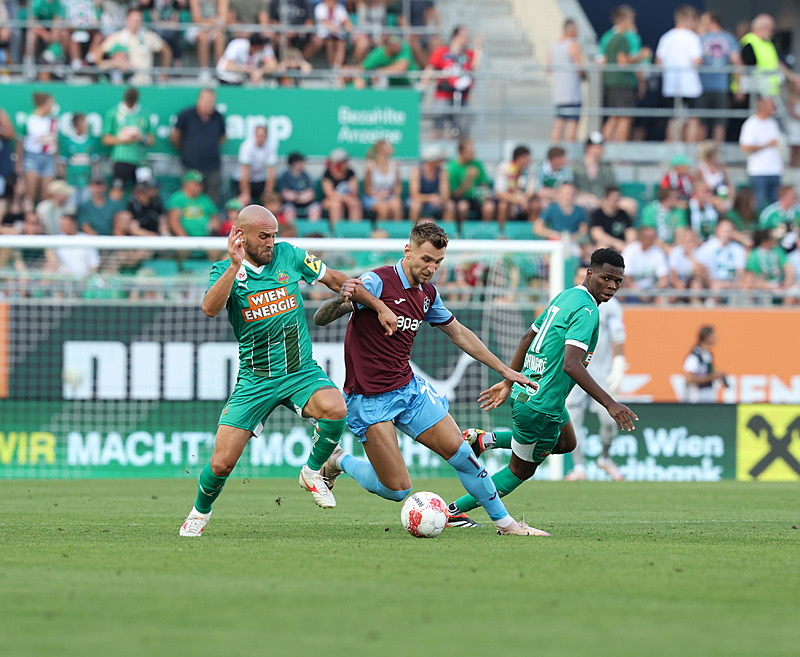 Trabzonspor'un Transferleri ve Oyun Anlayışı Üzerine Değerlendirme