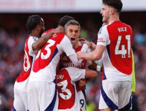 Arsenal, Leicester City’yi 4-2 Yenerek Üst Sıralara Tırmandı