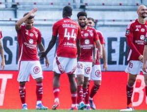 Brest, Saint-Etienne’i 4-0 Mağlup Ederek Ligue 1’de Fark Yarattı