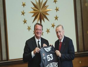 Cumhurbaşkanı Erdoğan, Beşiktaş’ı Kabul Etti