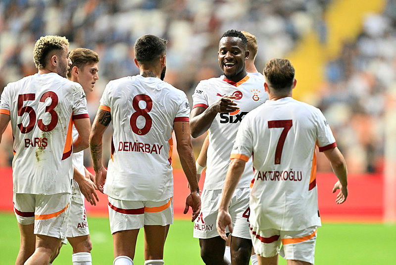 Galatasaray, Adana Demirspor'u 5-1 Mağlup Etti ve Osimhen Transferi İçin Görüşmelere Başladı