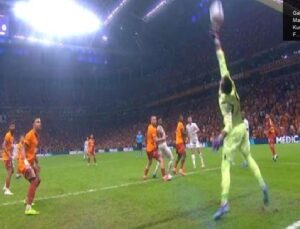 Galatasaray-Kasımpaşa Maçında Muslera’nın Kurtarışlarıyla Heyecan Fırtınası