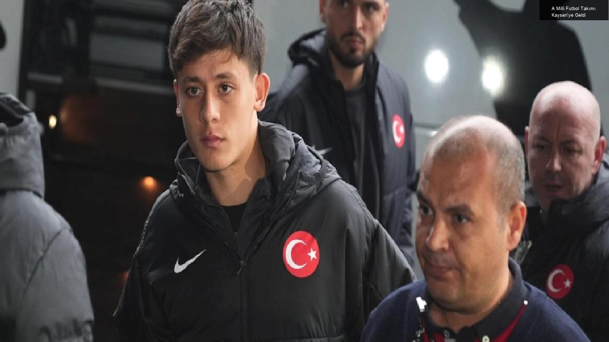 A Milli Futbol Takımı Kayseri’ye Geldi