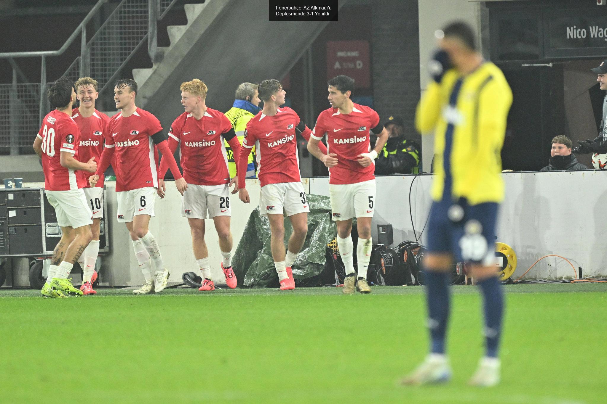 Mourinho Tribünden Takip Etti