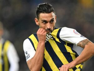 İrfan Can Kahveci’nin Fenerbahçe ile Sözleşmesi Yenileniyor